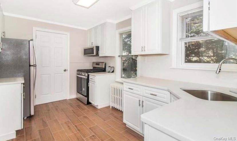 187 Stone Avenue - Photo 1