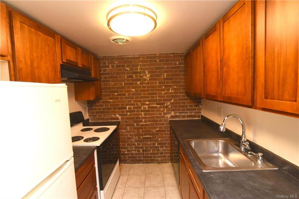 313 Chateau Rive Avenue - Photo 1