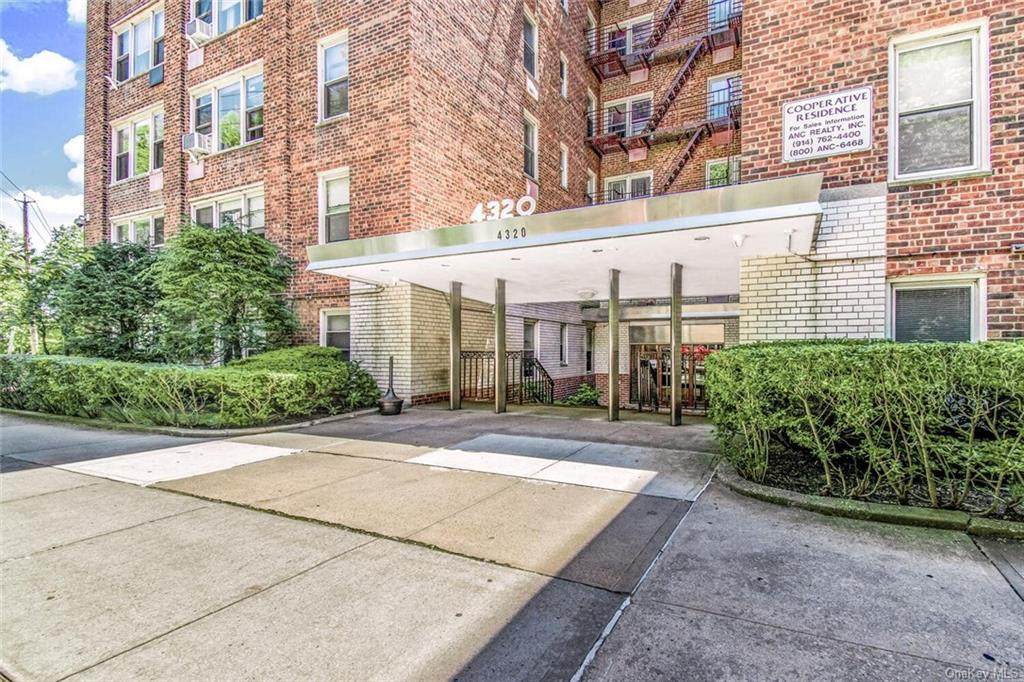 4320 Van Cortlandt Park East - Photo 1