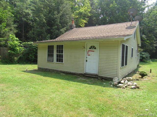 44 Hemlock Road - Photo 1