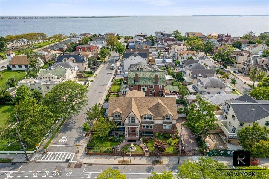 514 Oriental Boulevard - Photo 1