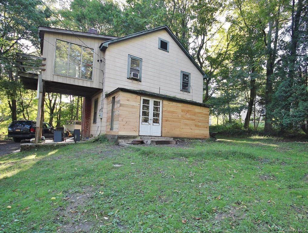 350 Old Post Road - Photo 1