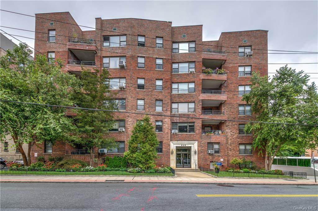 325 Main Street - Photo 1