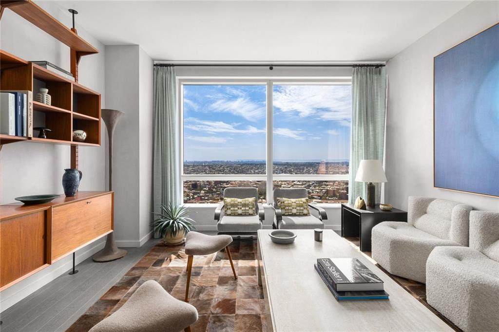 138 Willoughby Street - Photo 1