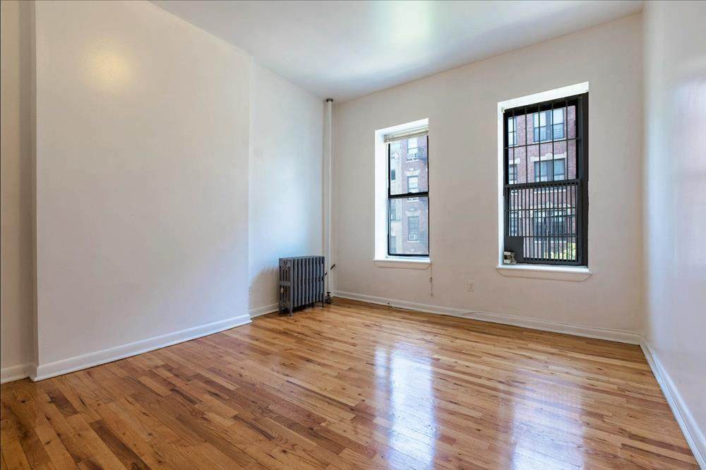124 E 102nd Street - Photo 1
