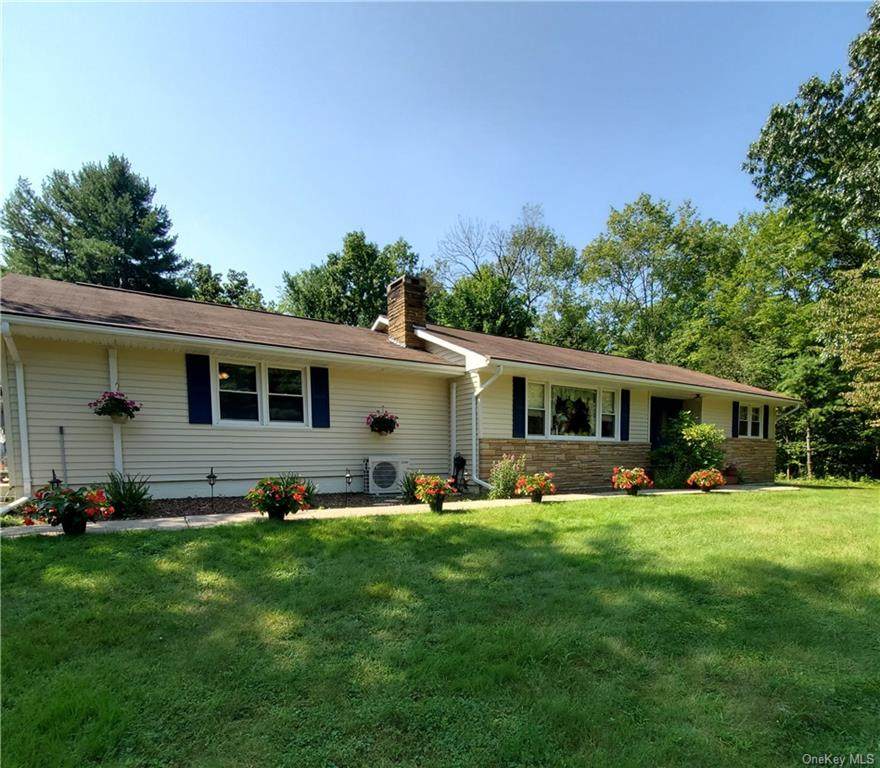 747 Irish Cape Road - Photo 1