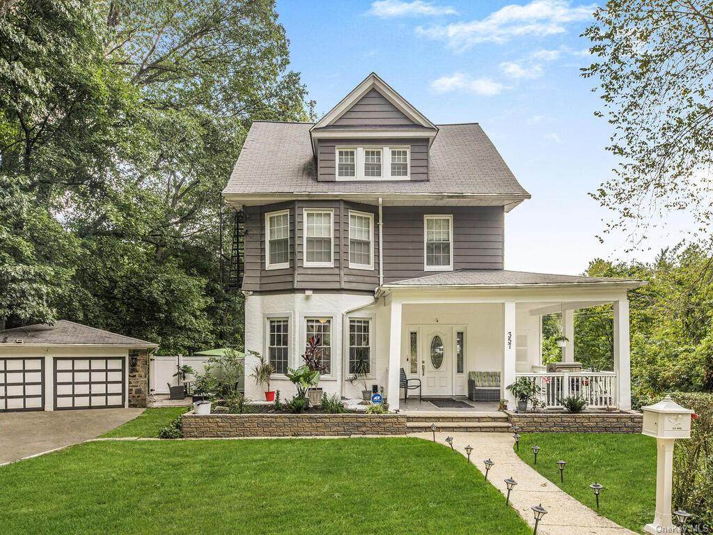 357 Mount Hope Boulevard - Photo 1