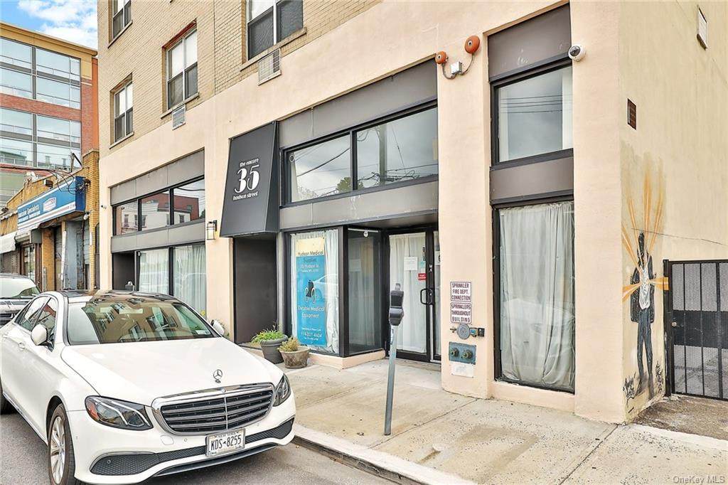 35 Hudson Street - Photo 1