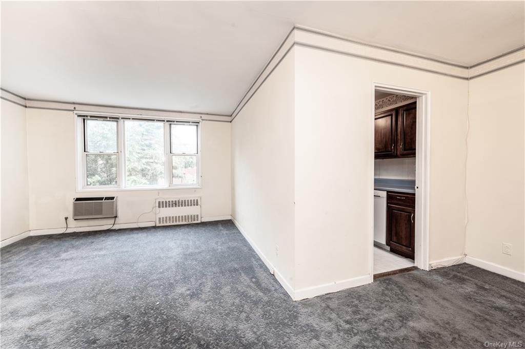4 Sadore Lane - Photo 1