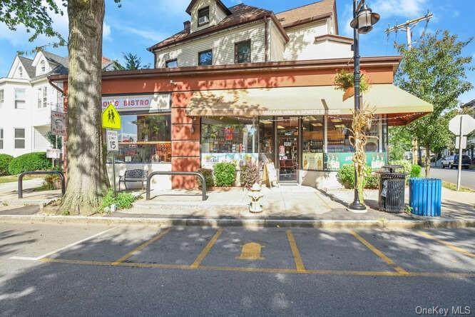 31 Beekman Avenue - Photo 1