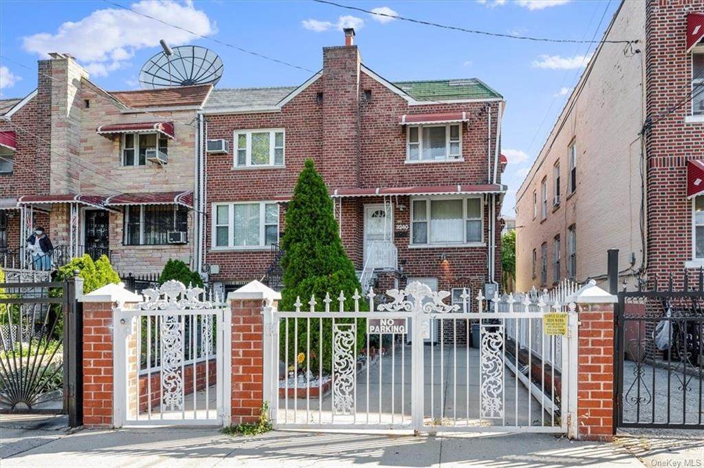 3240 Seymour Avenue - Photo 1