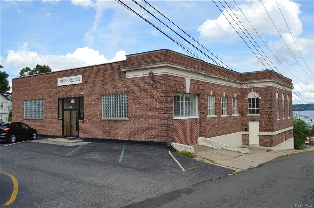 40 Lydecker Street - Photo 1