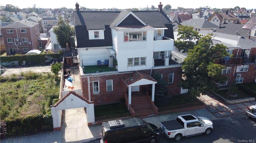 3842 Poplar Avenue - Photo 1