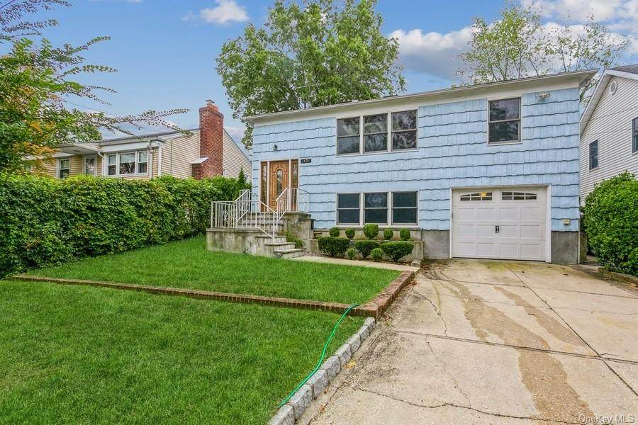 1407 Franklin Avenue - Photo 1