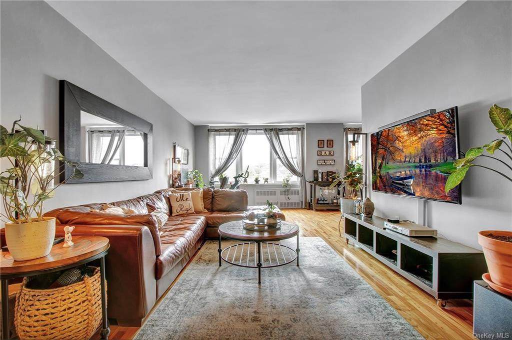 333 Bronx River Road - Photo 1