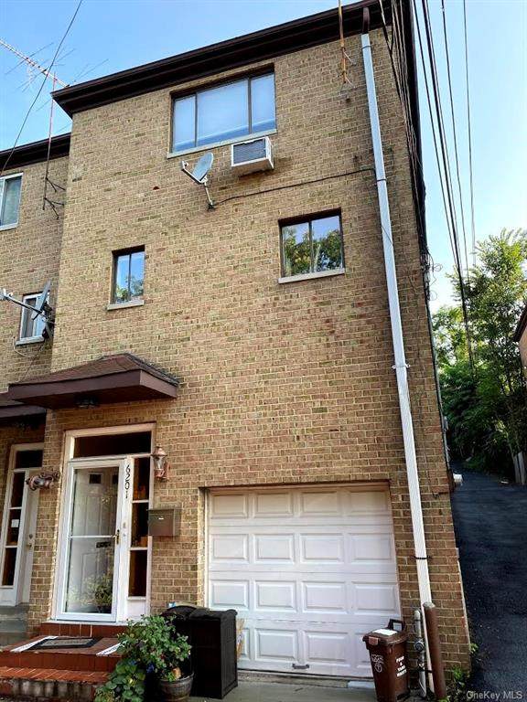 6201 Spencer Terrace - Photo 1