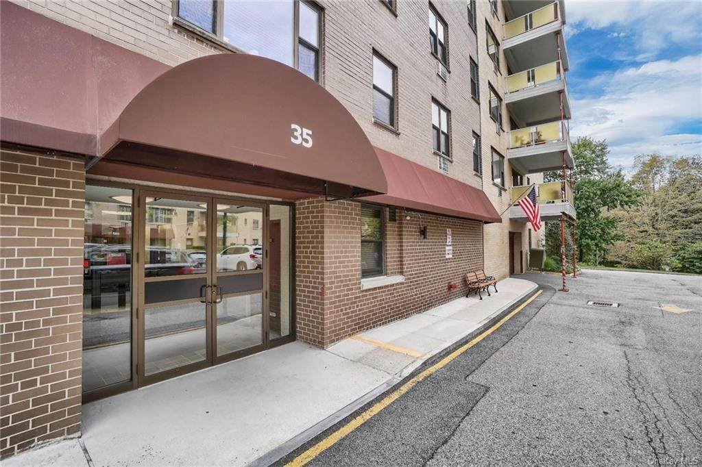 35 Stewart Place - Photo 1