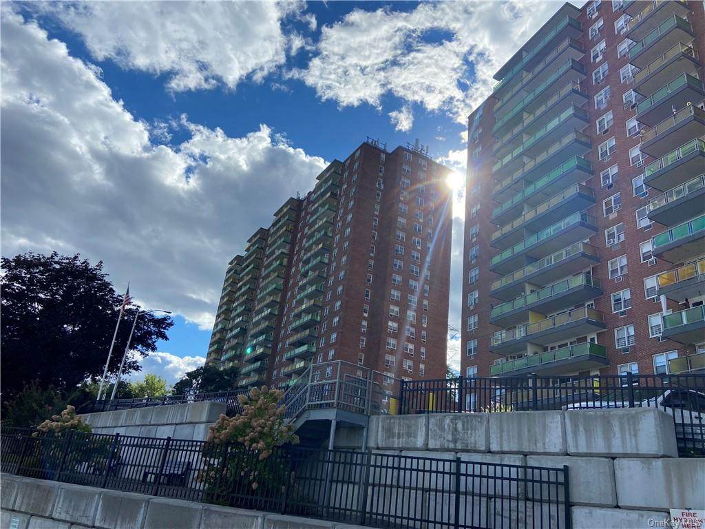 1841 Central Park Avenue - Photo 1