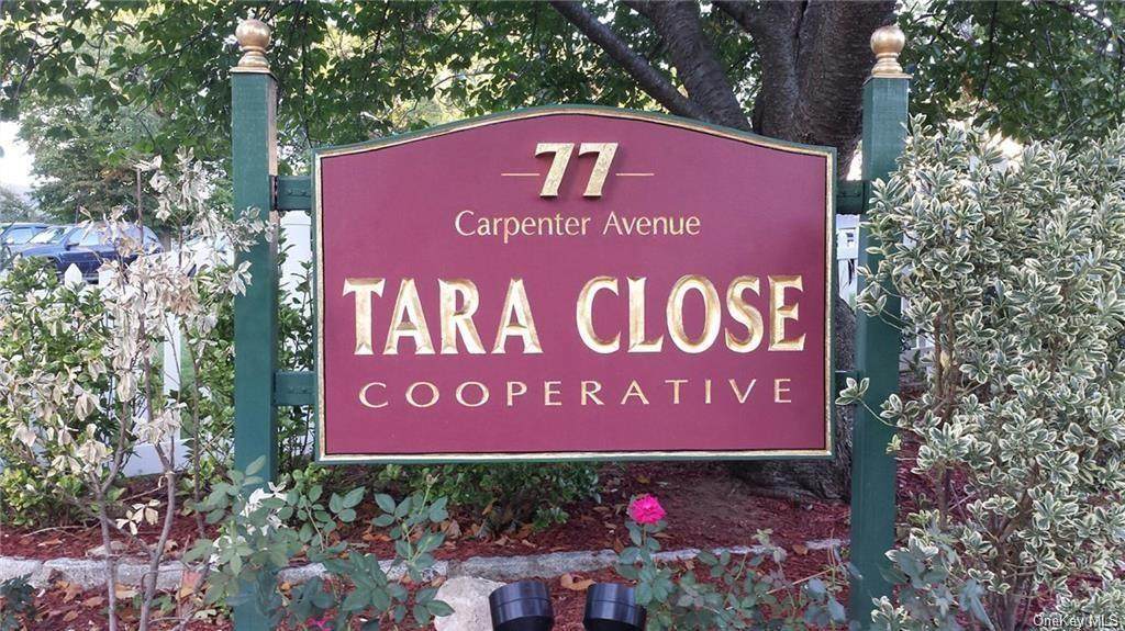 77 Carpenter Avenue - Photo 1