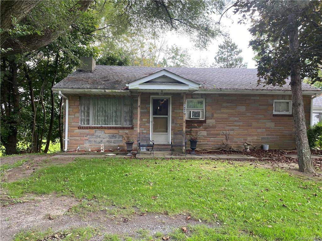 1697 Greenville Turnpike - Photo 1
