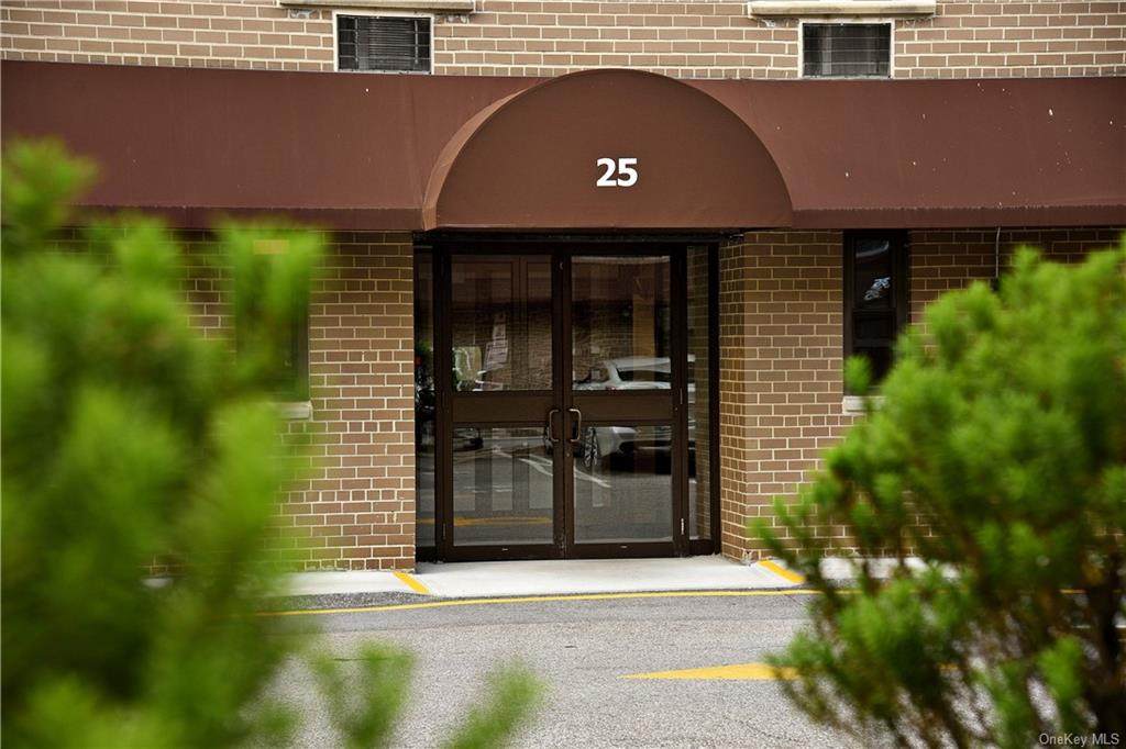 25 Stewart Place - Photo 1
