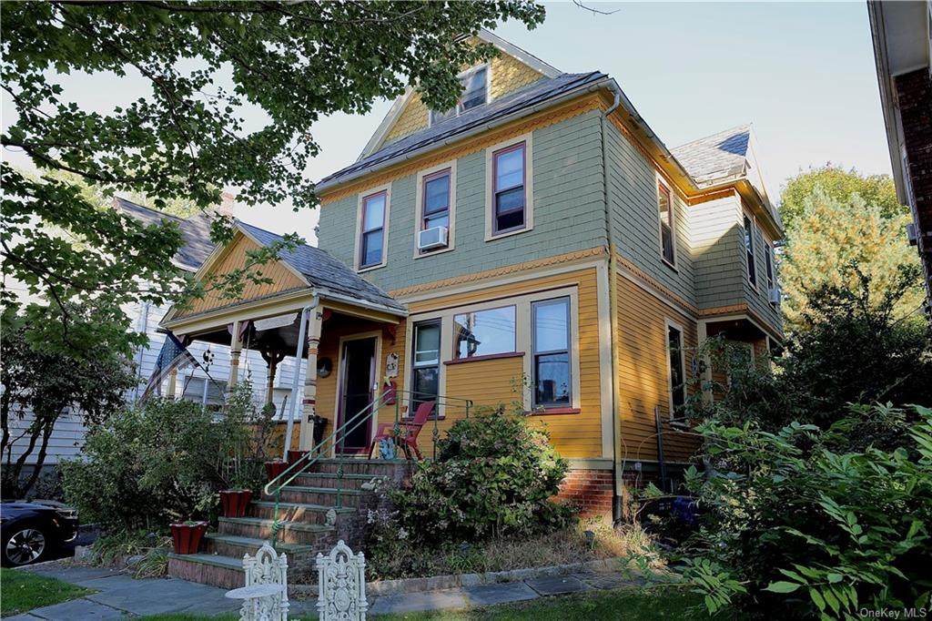 329 Smith Street - Photo 1