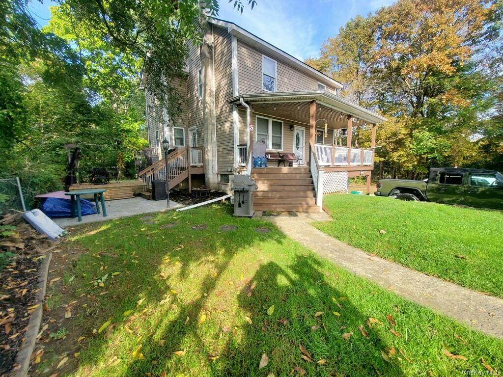 639 Violet Avenue - Photo 1