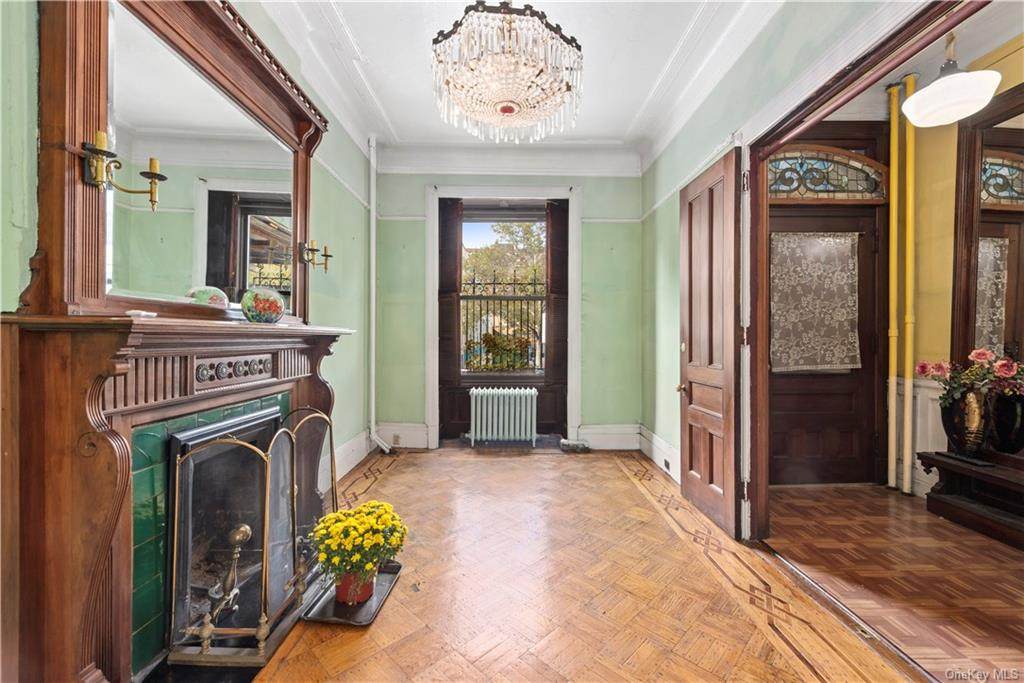 910 Saint Nicholas Avenue - Photo 1
