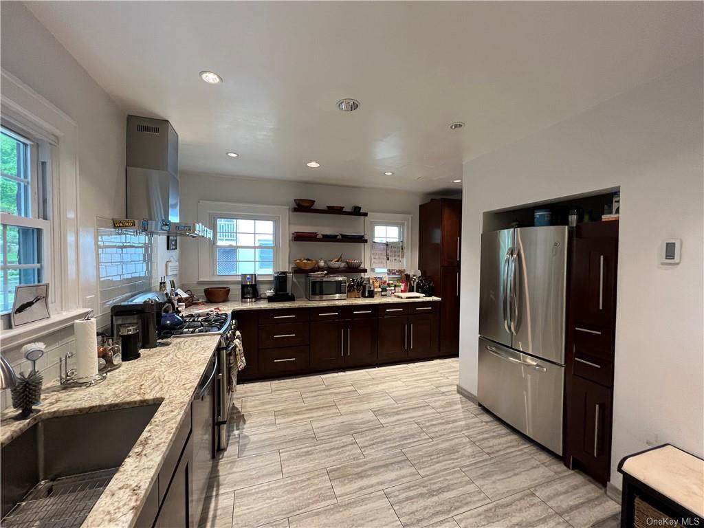 4 Farley Road - Photo 1