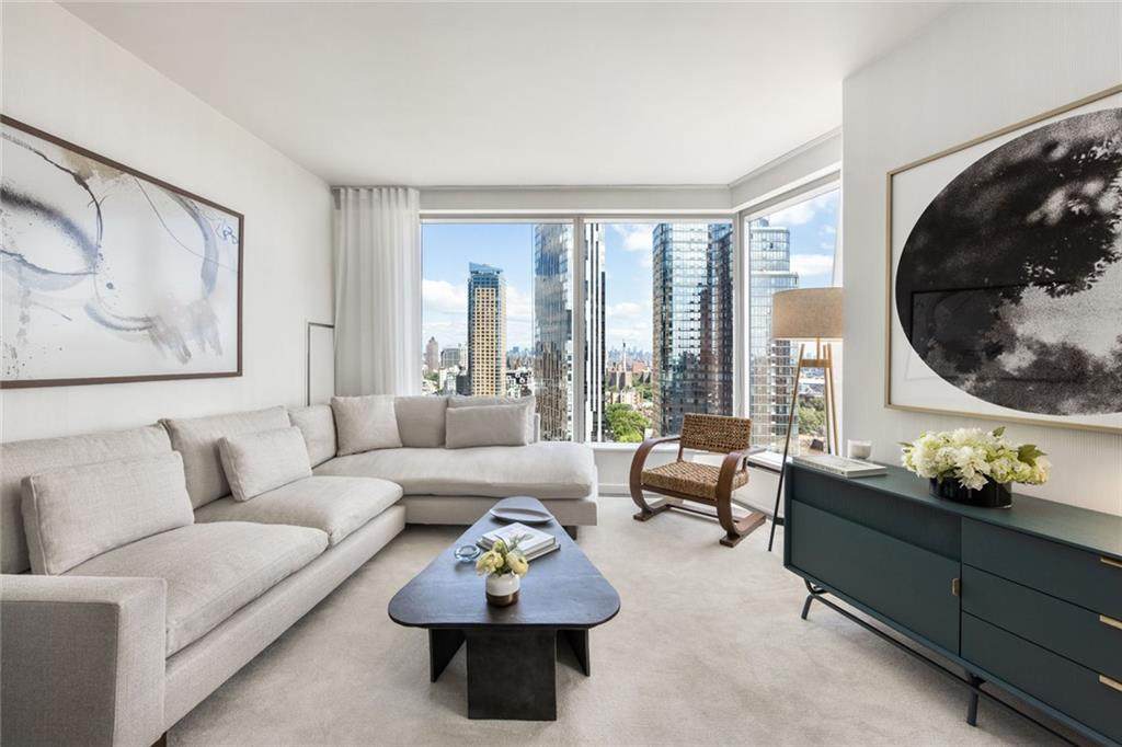 138 Willoughby Street - Photo 1