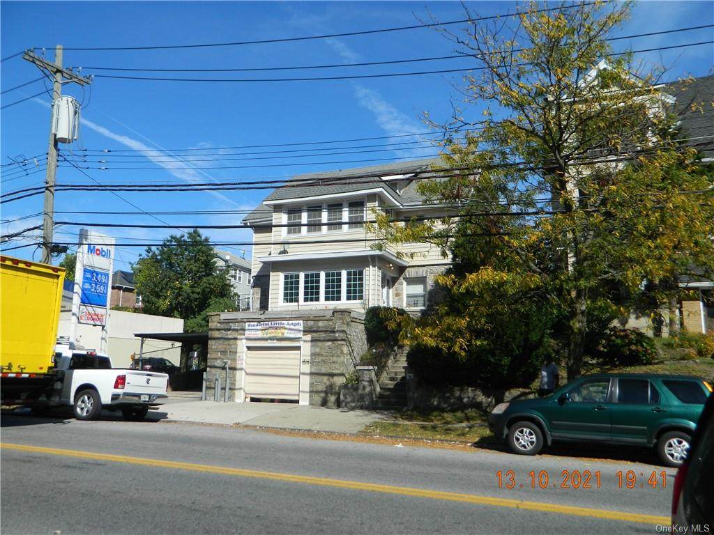 302 Mclean Avenue - Photo 1