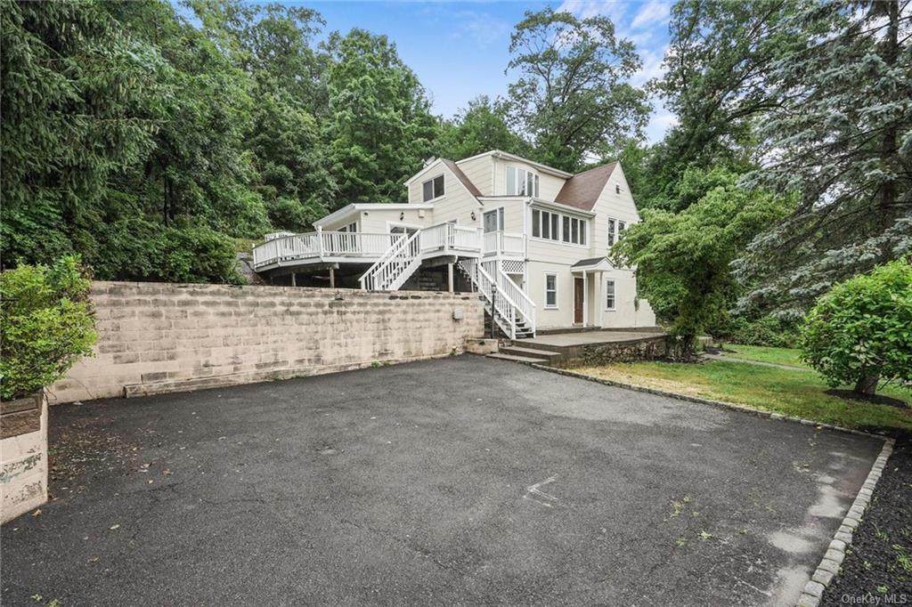 61 Tanglewylde Road - Photo 1