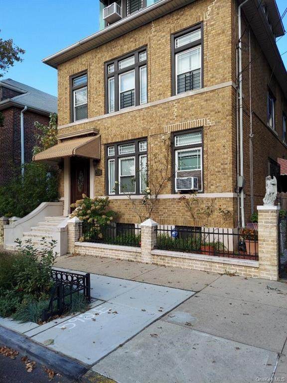 1824 Fowler Avenue - Photo 1