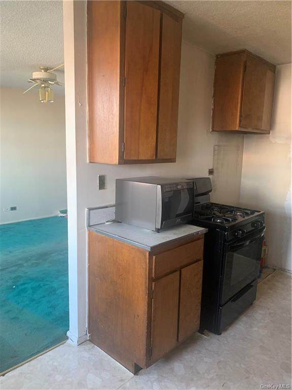 920 Metcalf Avenue - Photo 1