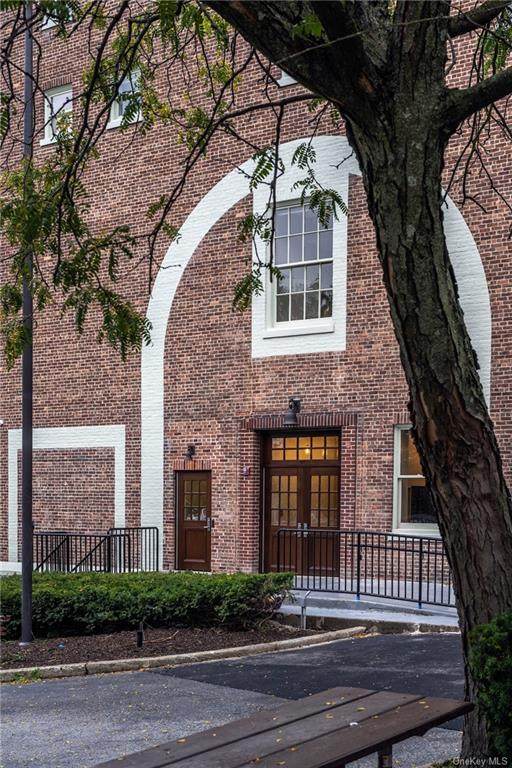 160 Union Street - Photo 1
