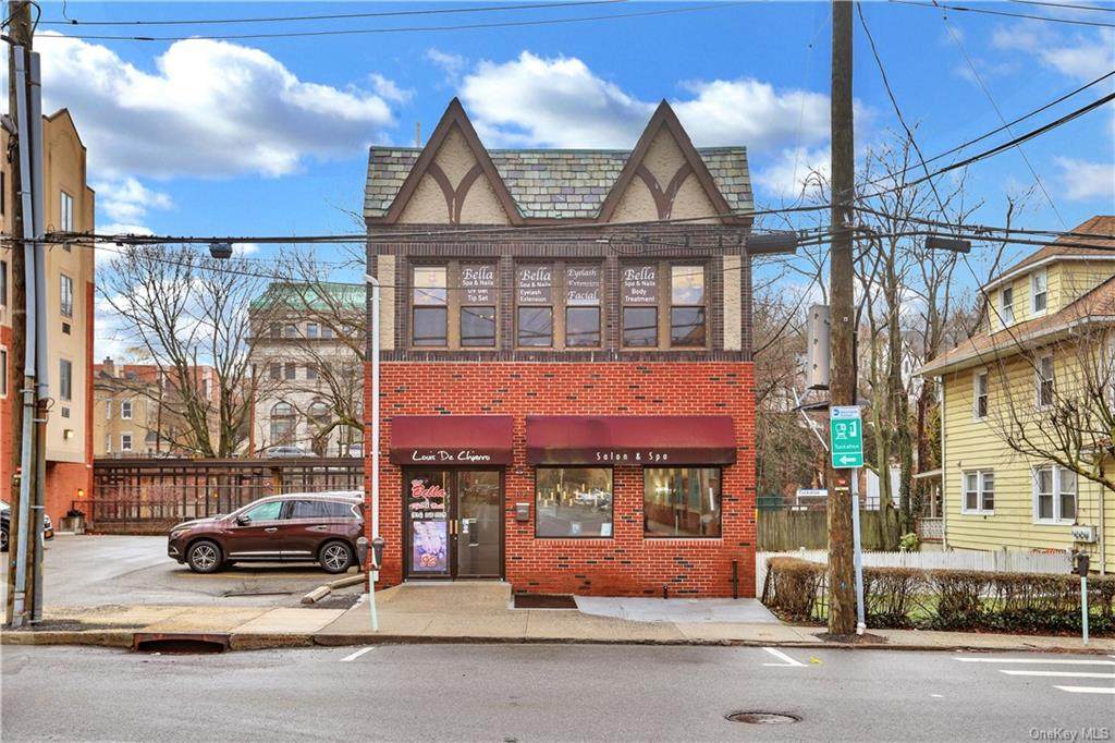 82 Lake Avenue - Photo 1