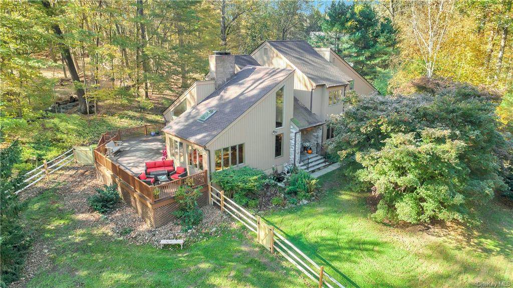 152 Tomahawk Street - Photo 1