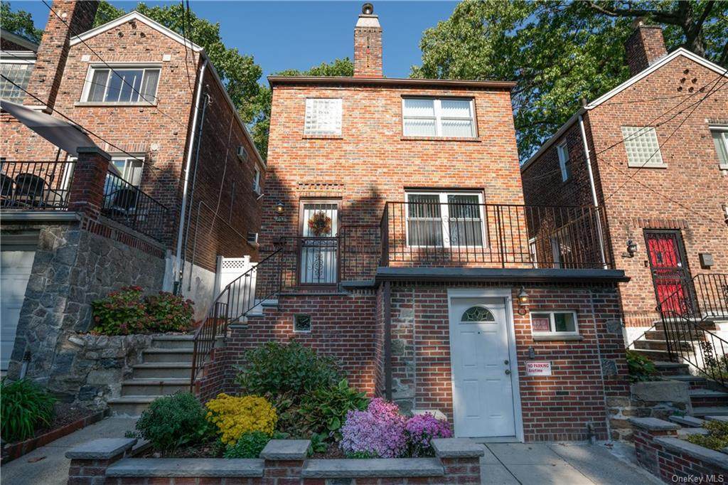 253 260th Street - Photo 1