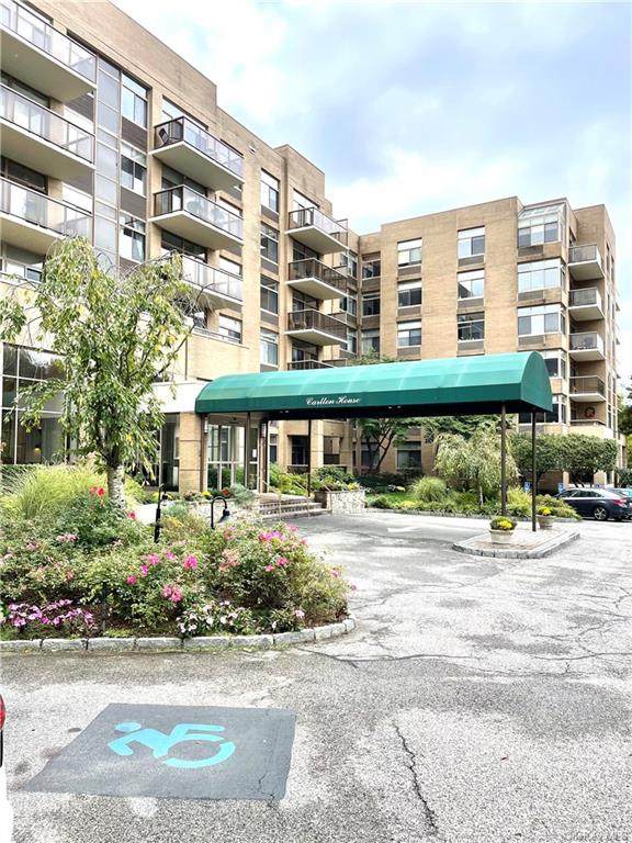 35 Chatsworth Avenue - Photo 1