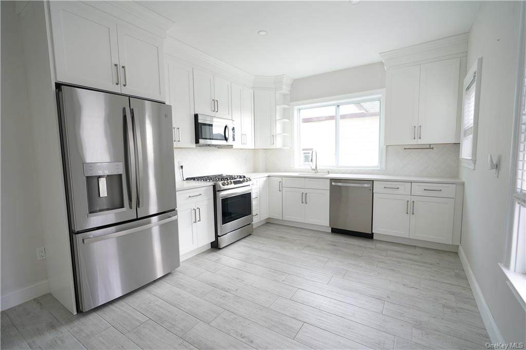 282 Rich Avenue - Photo 1