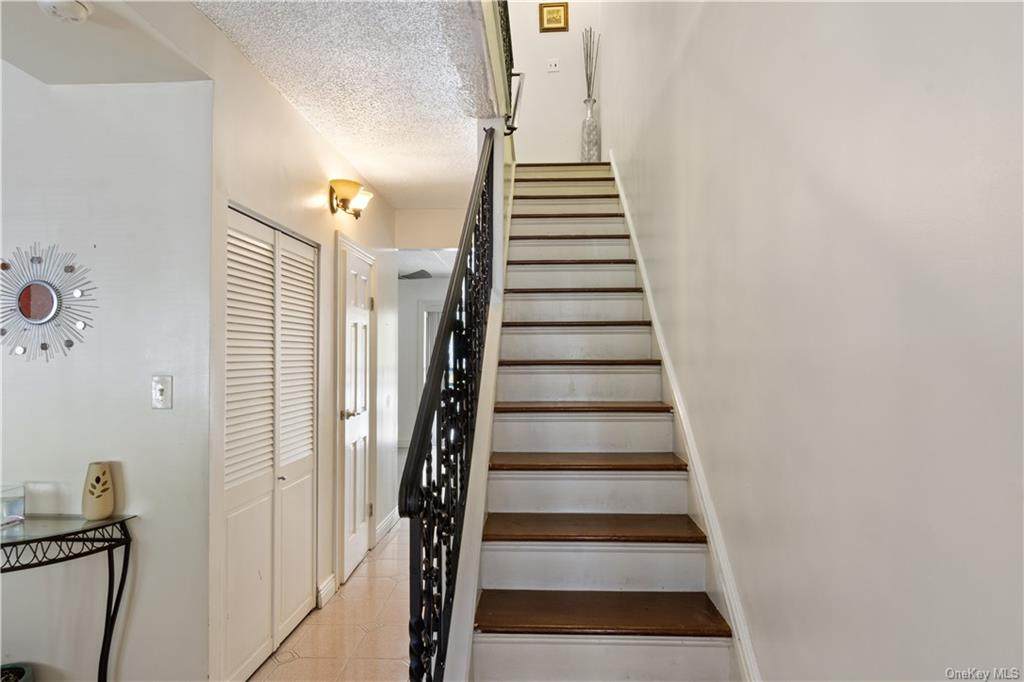 1369 Intervale Avenue - Photo 1