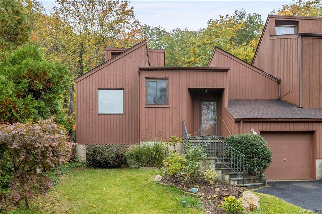 16 Boulder Lane - Photo 1