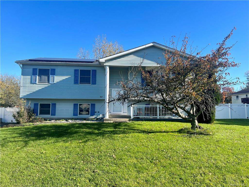8 Woodstock Lane - Photo 1