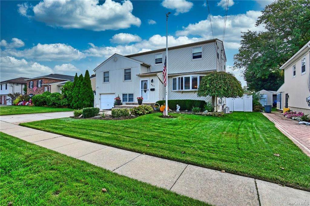 421 Pacific Street - Photo 1