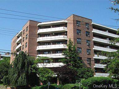 315 King Street - Photo 1