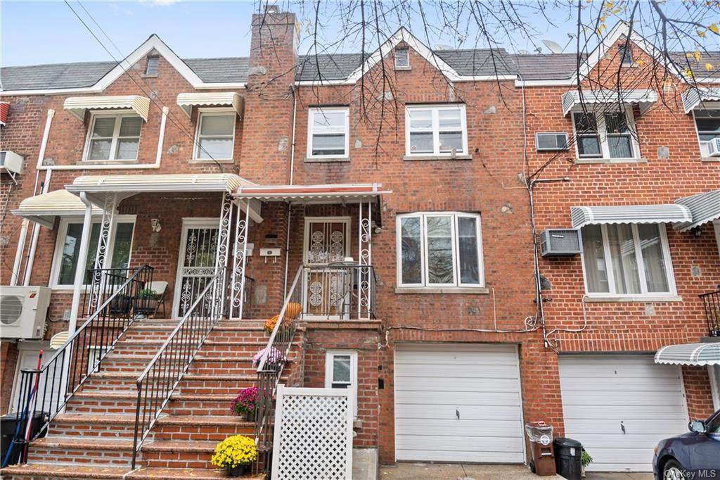 1912A Radcliff Avenue - Photo 1