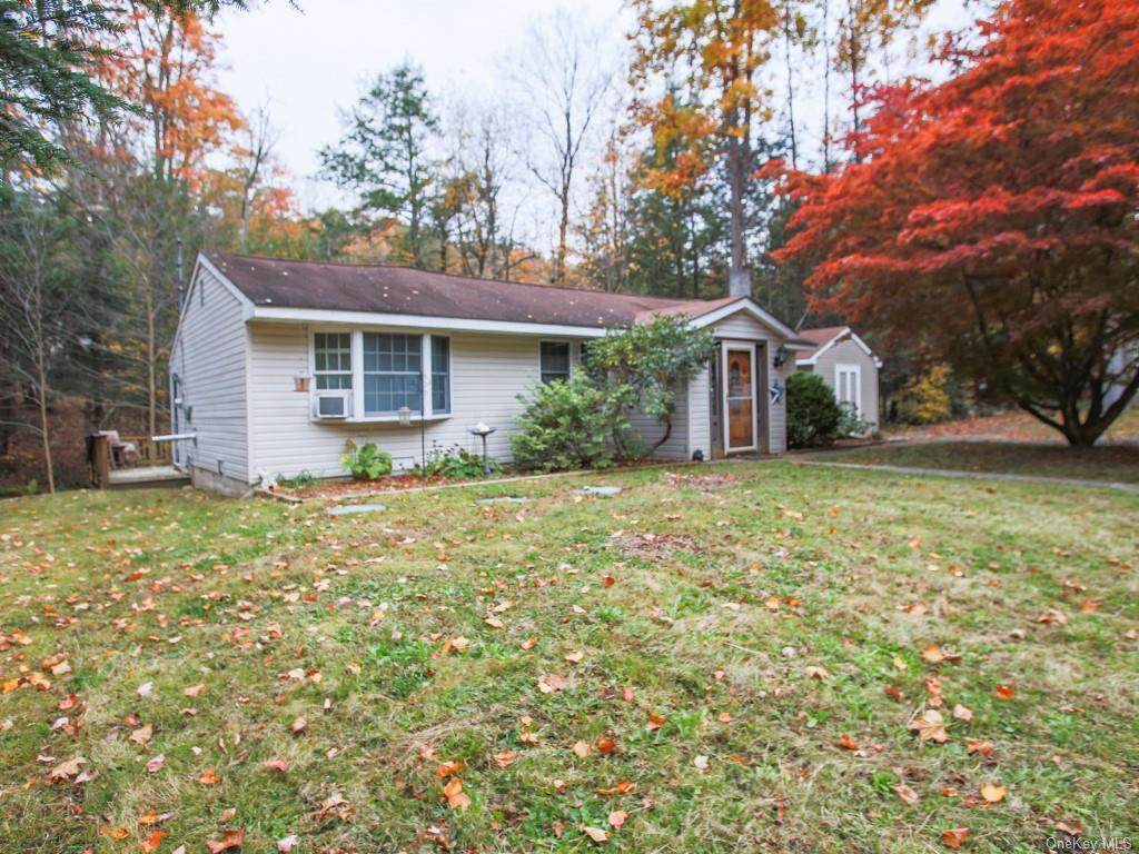 7 Lake Drive - Photo 1