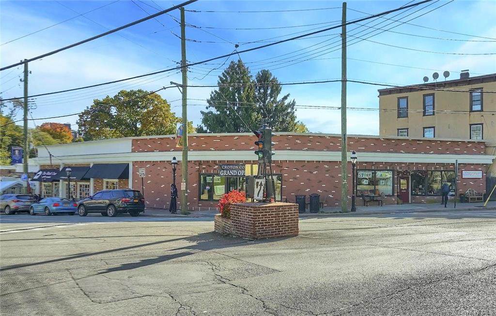 122 Grand Street - Photo 1