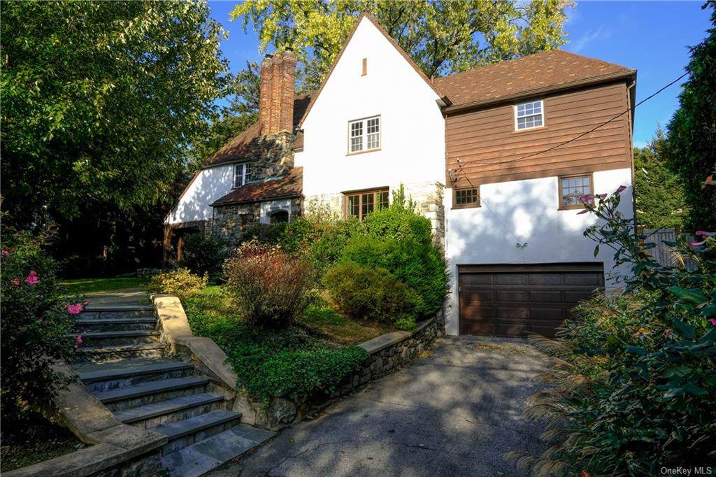 25 Locust Lane - Photo 1
