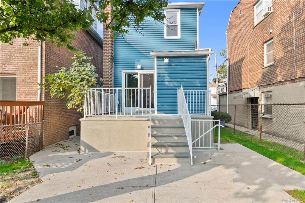 1922 Lurting Avenue - Photo 1